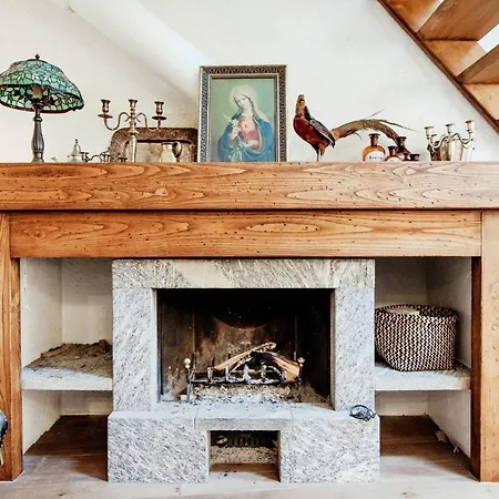 Casa Boutique, Pietra E Design Nel Centro Storico * كومو