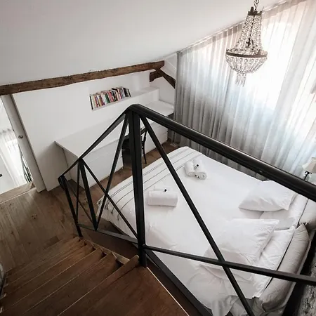شقة Casa Boutique, Pietra E Design Nel Centro Storico *