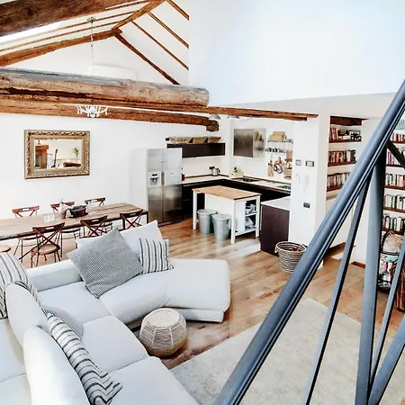 House Of Dreams * Como